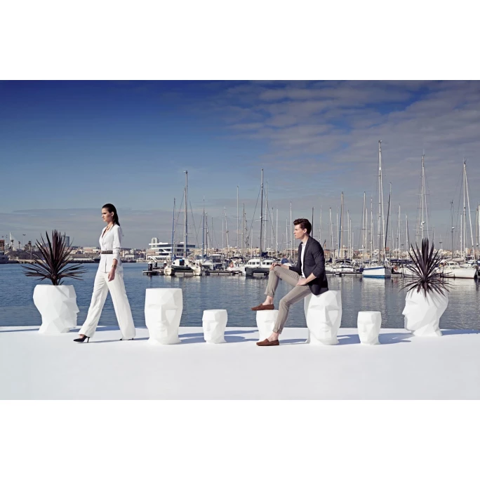 Vondom ADAN Hocker - 41x30x42 Cm - Eis + RGB LED + Akku 7 Vondom ADAN Hocker - 41x30x42 Cm - Eis + RGB LED + Akku – Bild 5