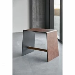 Lind DNA Bull STOOL&TABLES Stuhl - 46x33x40 Cm - Cognac/black/nature -Qeeboo shop unnamed file 1831