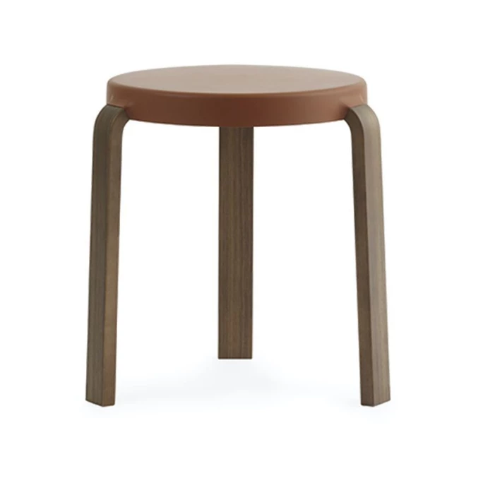 Normann Copenhagen Tap Stool Hocker Walnut - H 43 X L 41 X Ø 35 Cm - Caramel 3 Normann Copenhagen Tap Stool Hocker Walnut - H 43 X L 41 X Ø 35 Cm - Caramel